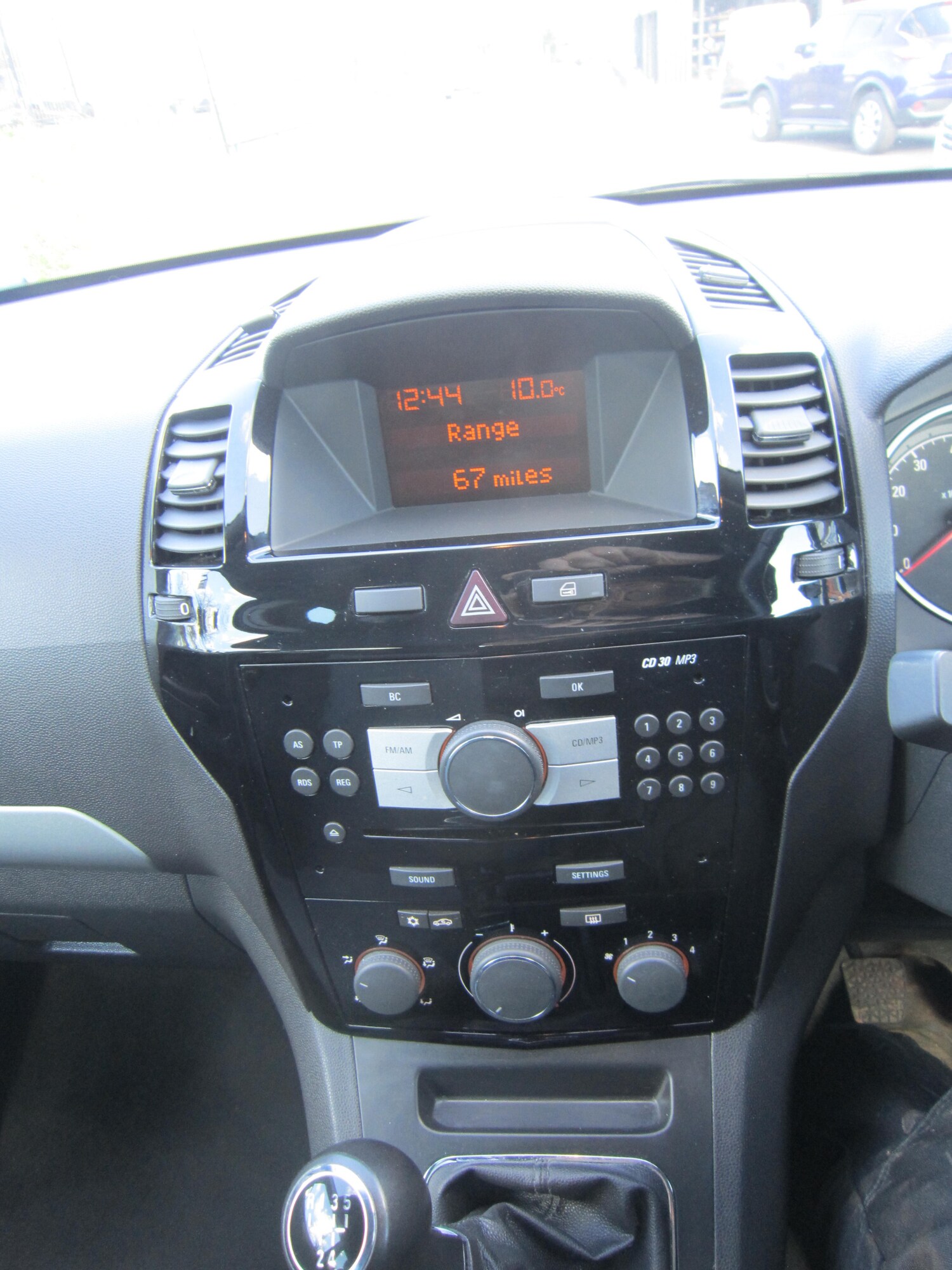 Used Vauxhall Zafira 2010 for sale - 77889152: Photo 12