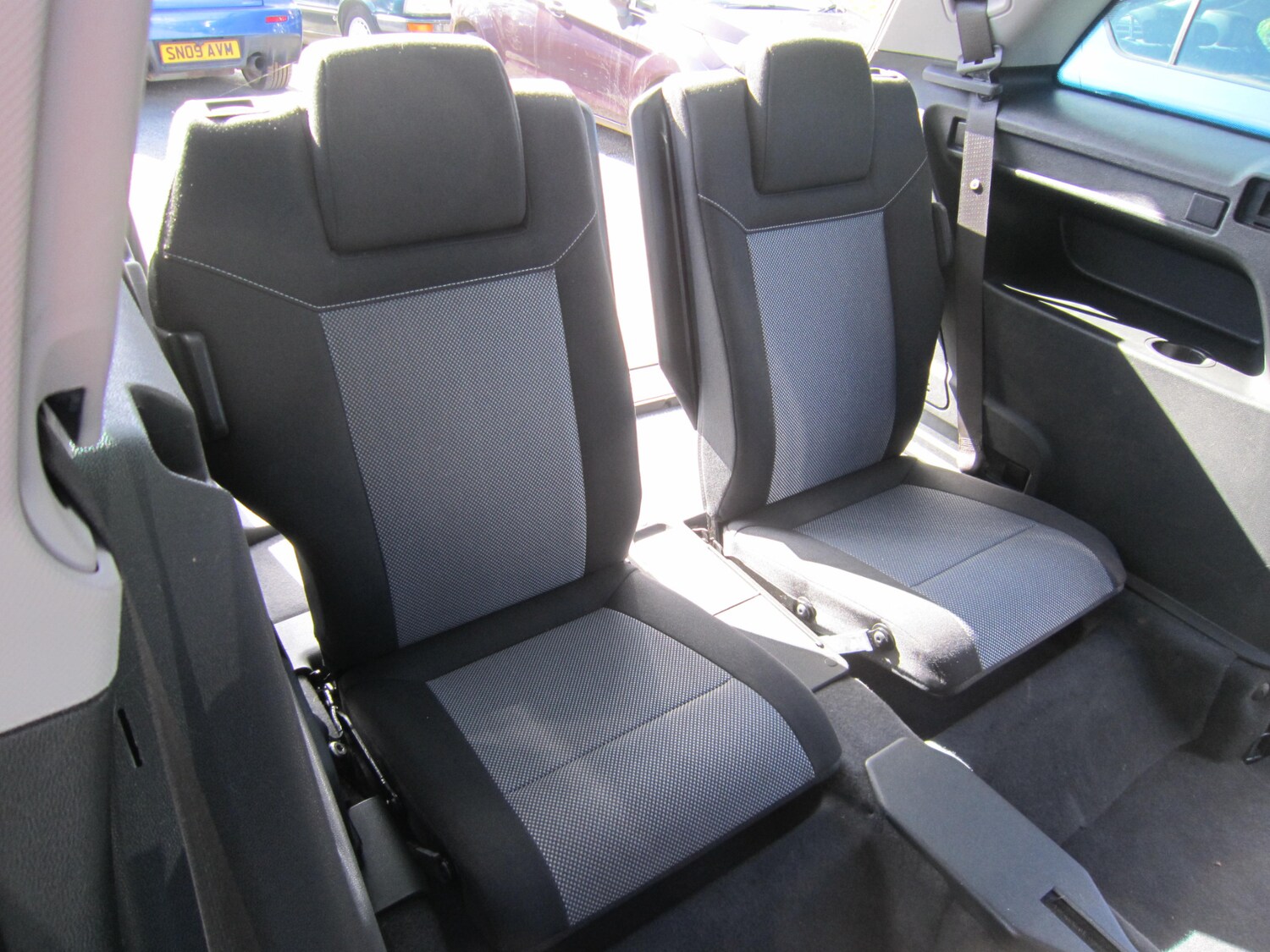 Used Vauxhall Zafira 2010 for sale - 77889152: Photo 21