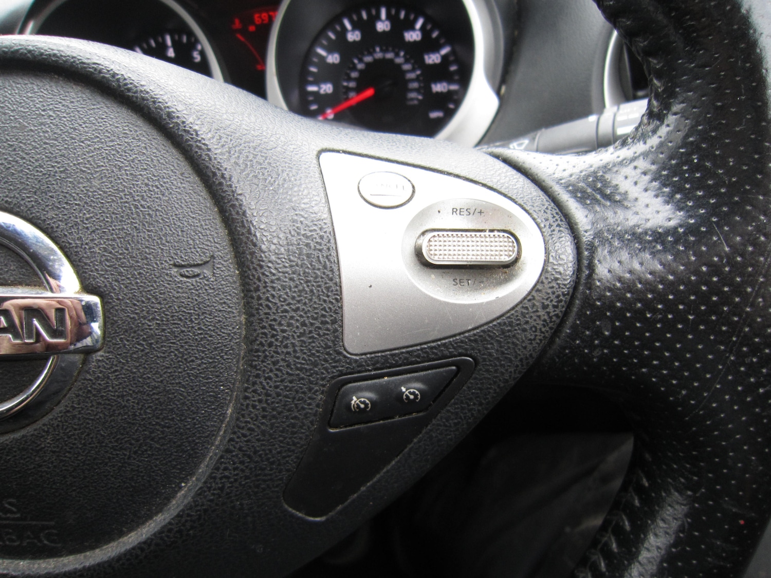 Used Nissan Juke 2013 for sale - 76302078: Photo 14