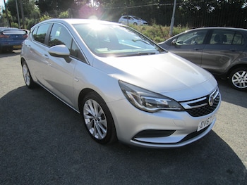 Used Vauxhall Astra 2017 for sale - 79504625: Photo