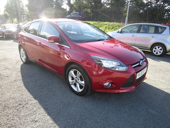 2011 (61) - 1.6 125 Zetec 5dr