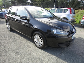 Volkswagen - Golf