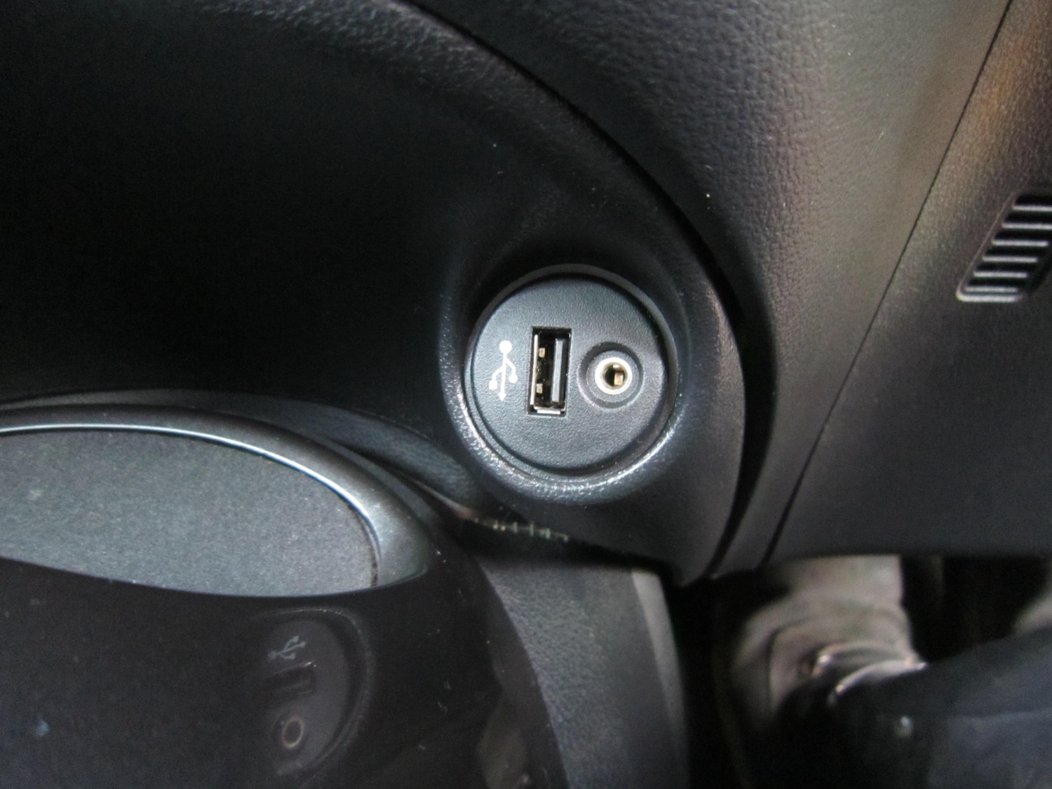 Used Nissan Juke 2014 for sale - 76845635: Photo 14