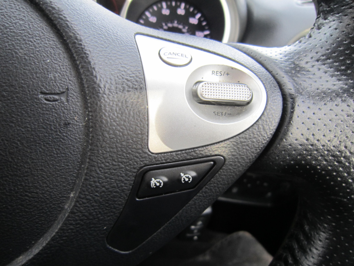 Used Nissan Juke 2014 for sale - 76845635: Photo 16