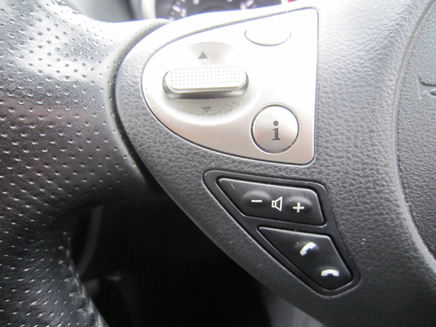 Used Nissan Juke 2017 for sale - 76542976: Photo 16