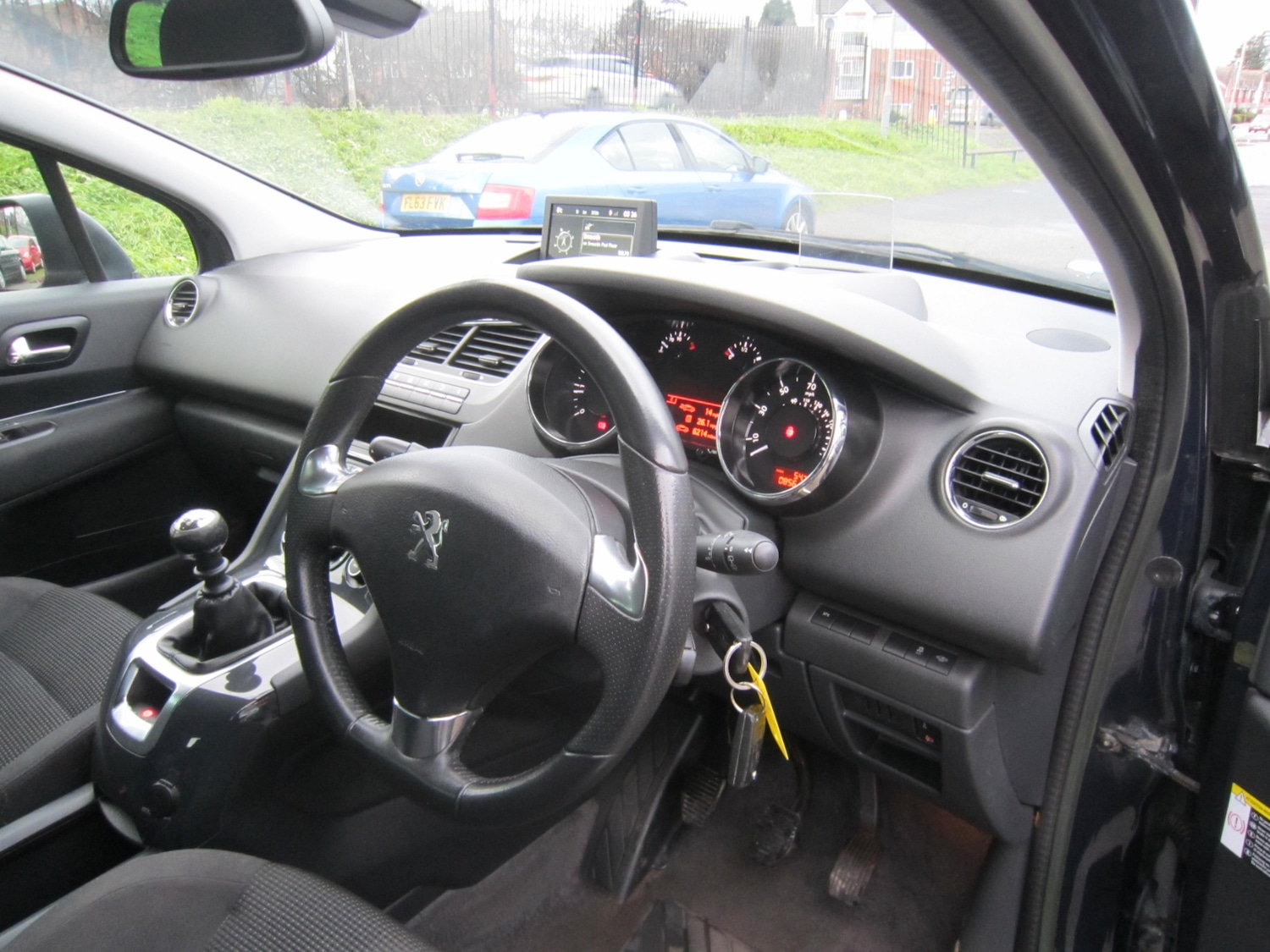 Used Peugeot 5008 2014 for sale - 77186411: Photo 10