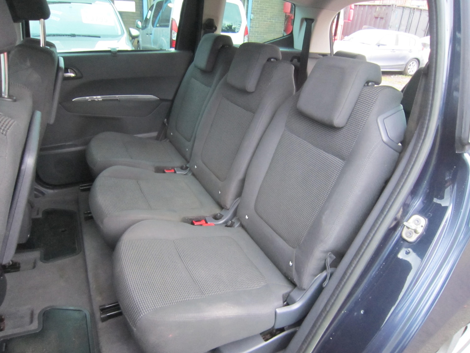 Used Peugeot 5008 2014 for sale - 77186411: Photo 24