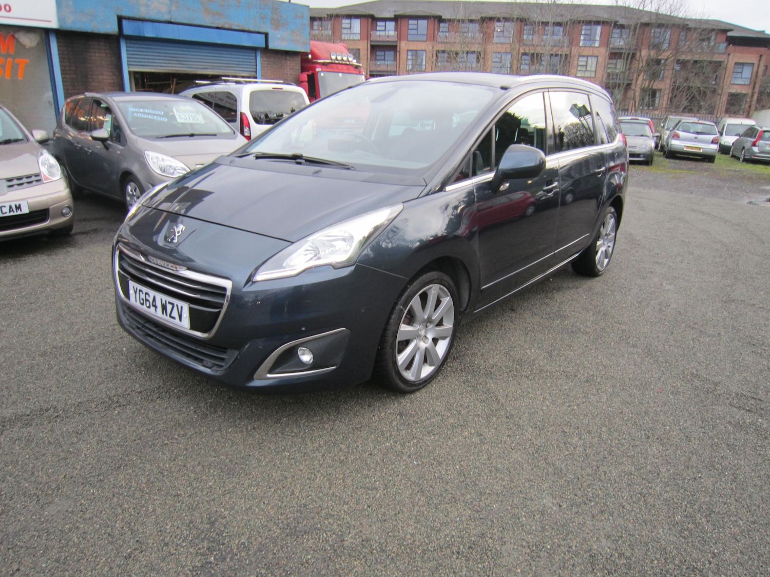 Used Peugeot 5008 2014 for sale - 77186411: Photo 4