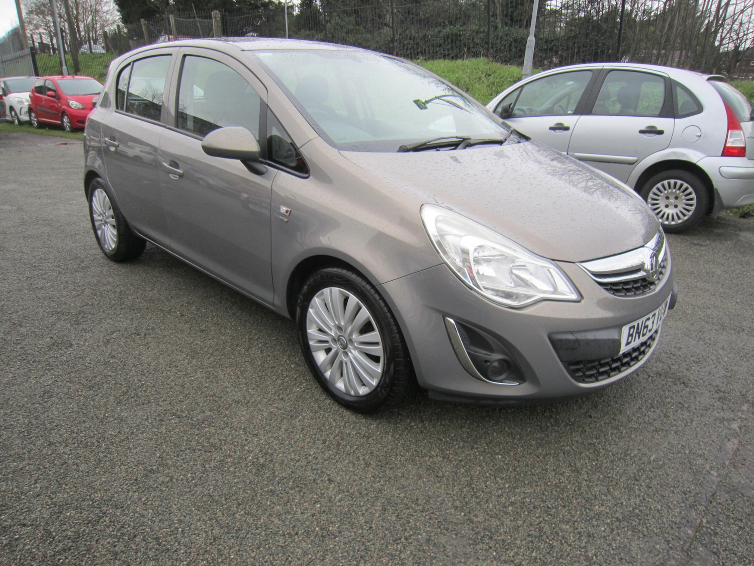 Used Vauxhall Corsa 2013 for sale - 77616811: Photo 1