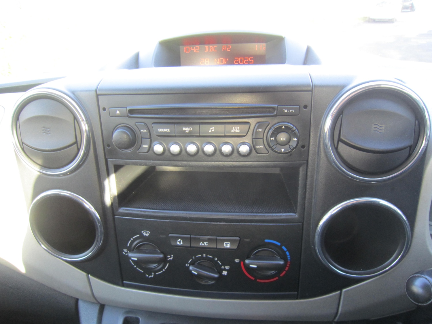 Used Peugeot Partner Tepee 2012 for sale - 76722517: Photo 12