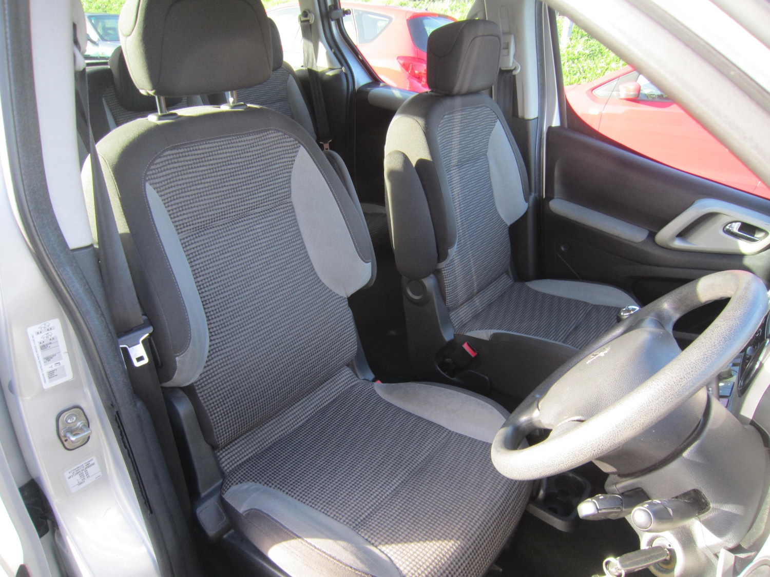 Used Peugeot Partner Tepee 2012 for sale - 76722517: Photo 14