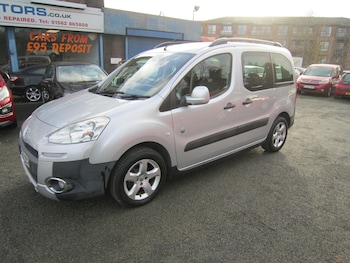 Used Peugeot Partner Tepee 2012 for sale - 76722517: Photo