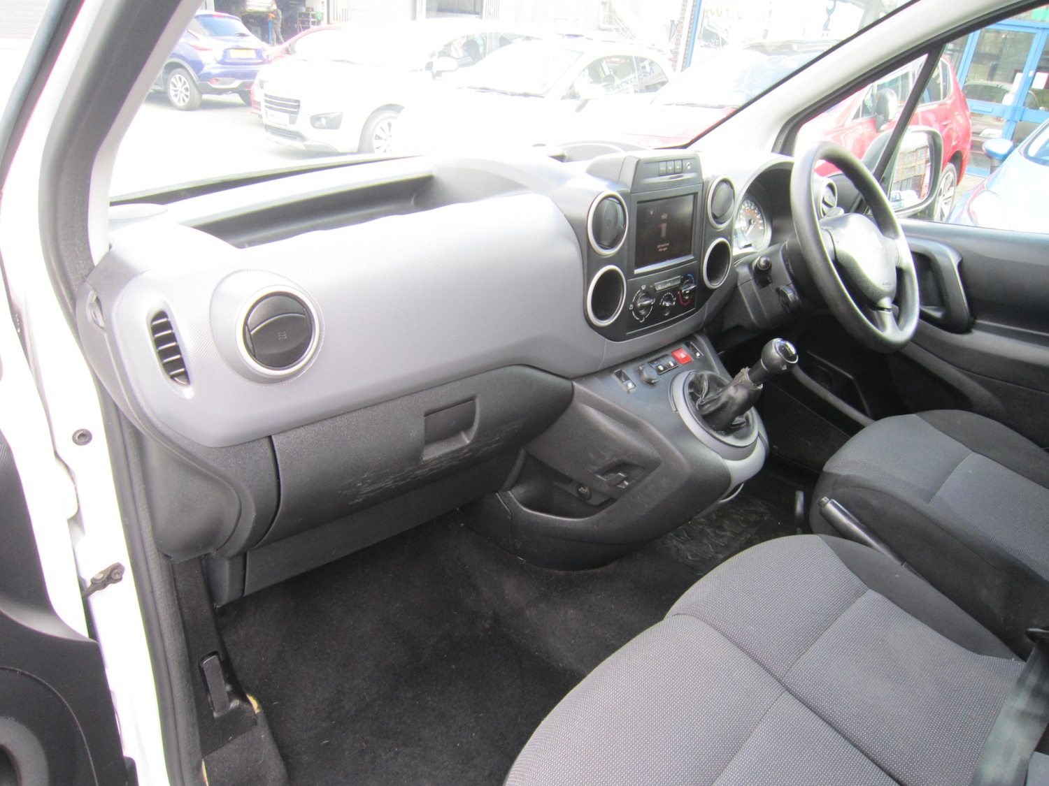 Used Peugeot Partner 2018 for sale - 77815163: Photo 16