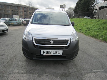 Used Peugeot Partner 2018 for sale - 77815163: Photo