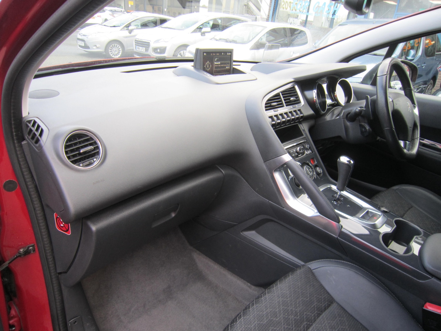 Used Peugeot 3008 2015 for sale - 76682384: Photo 24