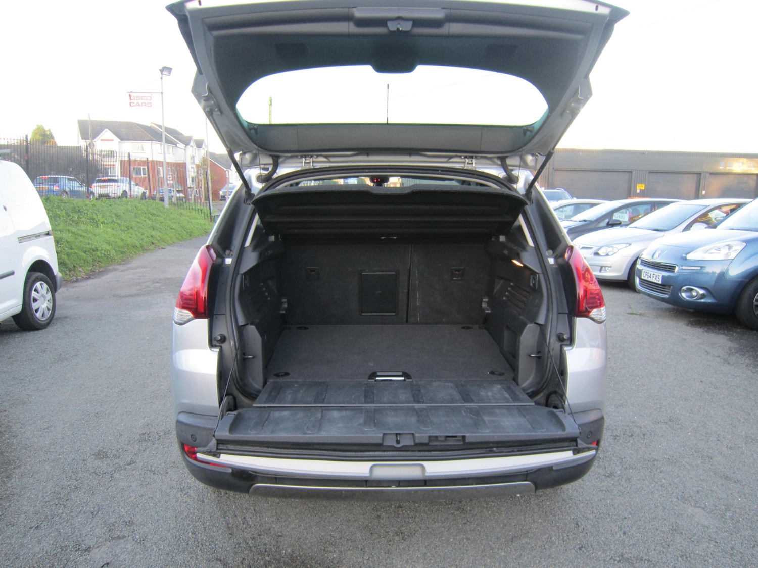Used Peugeot 3008 2014 for sale - 76640094: Photo 25