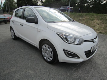 Used Hyundai i20 2015 for sale - 78501846: Photo