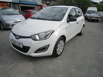 Used Hyundai i20 2015 for sale - 78501846: Photo