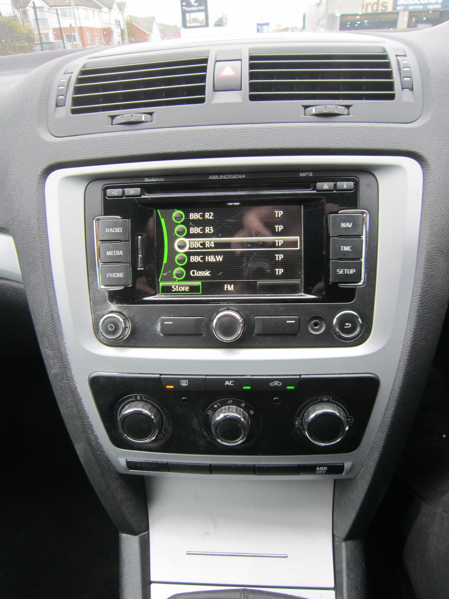 Used Skoda Octavia 2011 for sale - 76413881: Photo 12