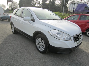 Used Suzuki SX4 S-Cross 2015 for sale - 77965305: Photo