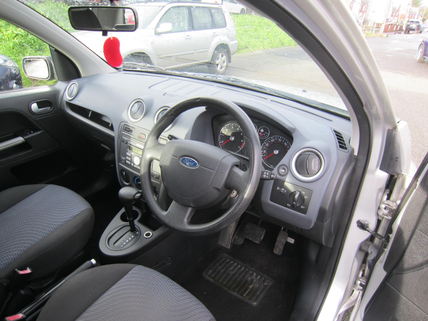 Used Ford Fusion 2007 for sale - 76845929: Photo 10