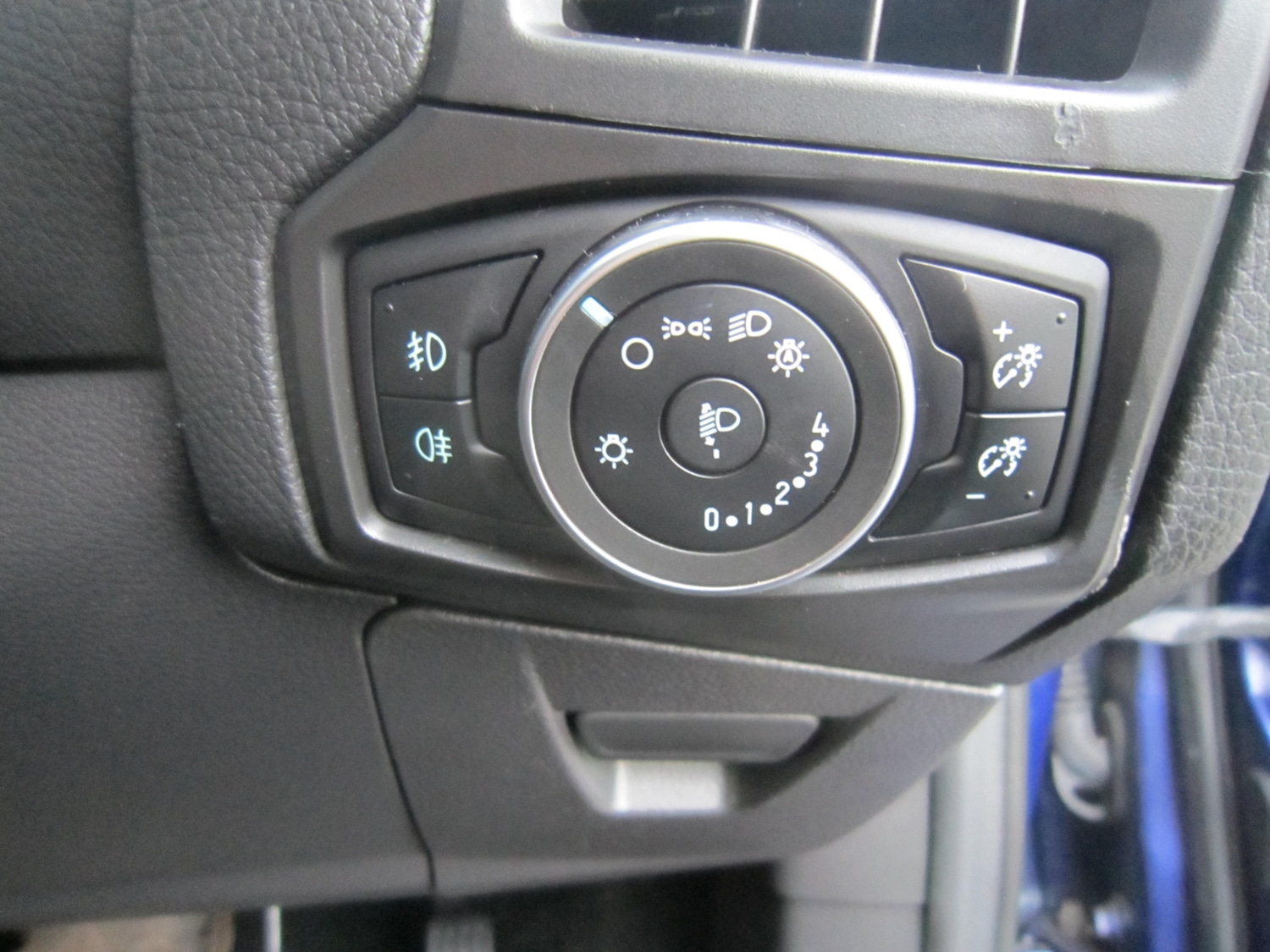 Used Ford Focus 2015 for sale - 78043188: Photo 15