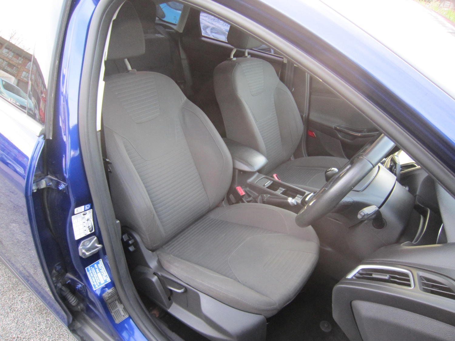 Used Ford Focus 2015 for sale - 78043188: Photo 17