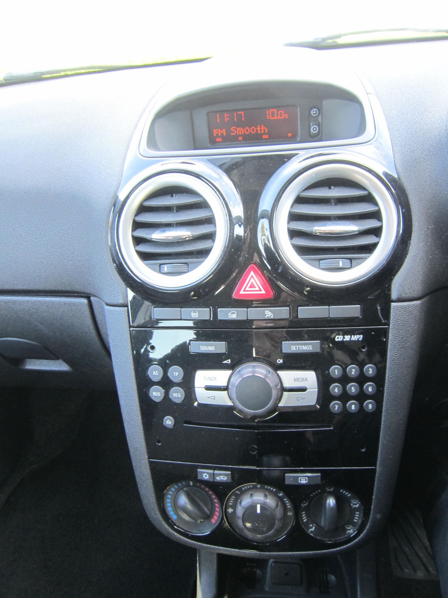 Used Vauxhall Corsa 2014 for sale - 76363344: Photo 14