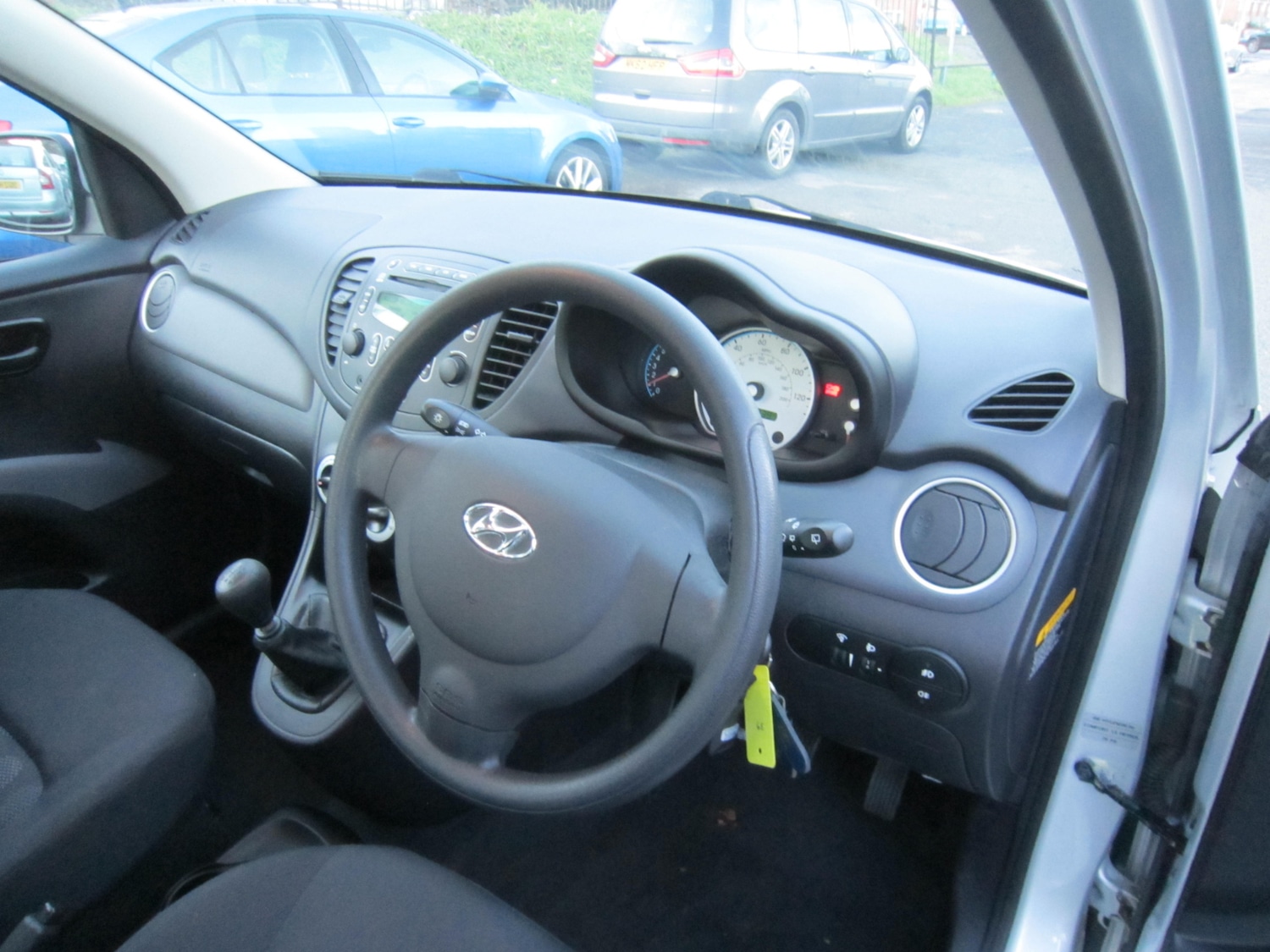 Used Hyundai i10 2009 for sale - 77225374: Photo 10