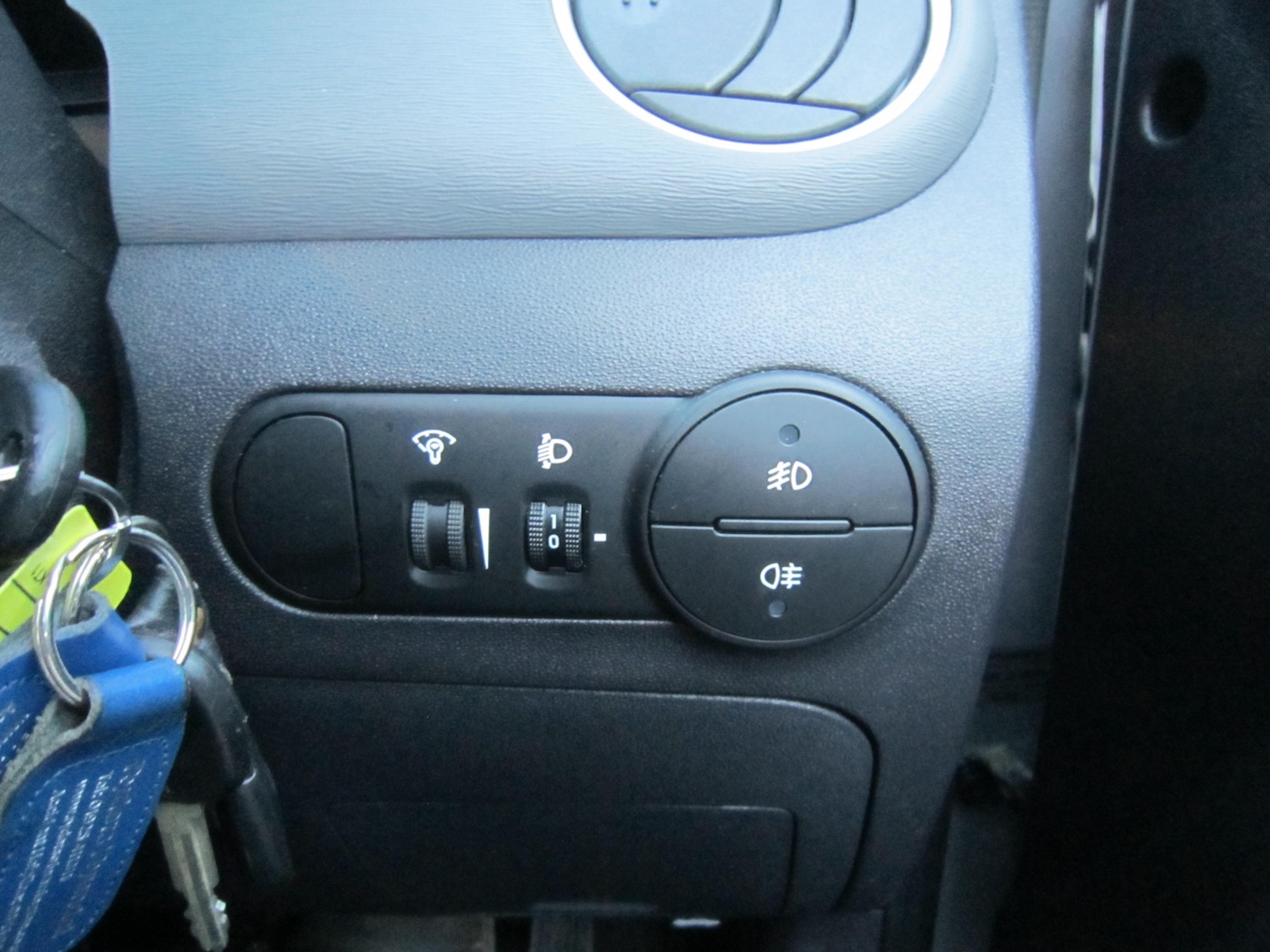 Used Hyundai i10 2009 for sale - 77225374: Photo 13