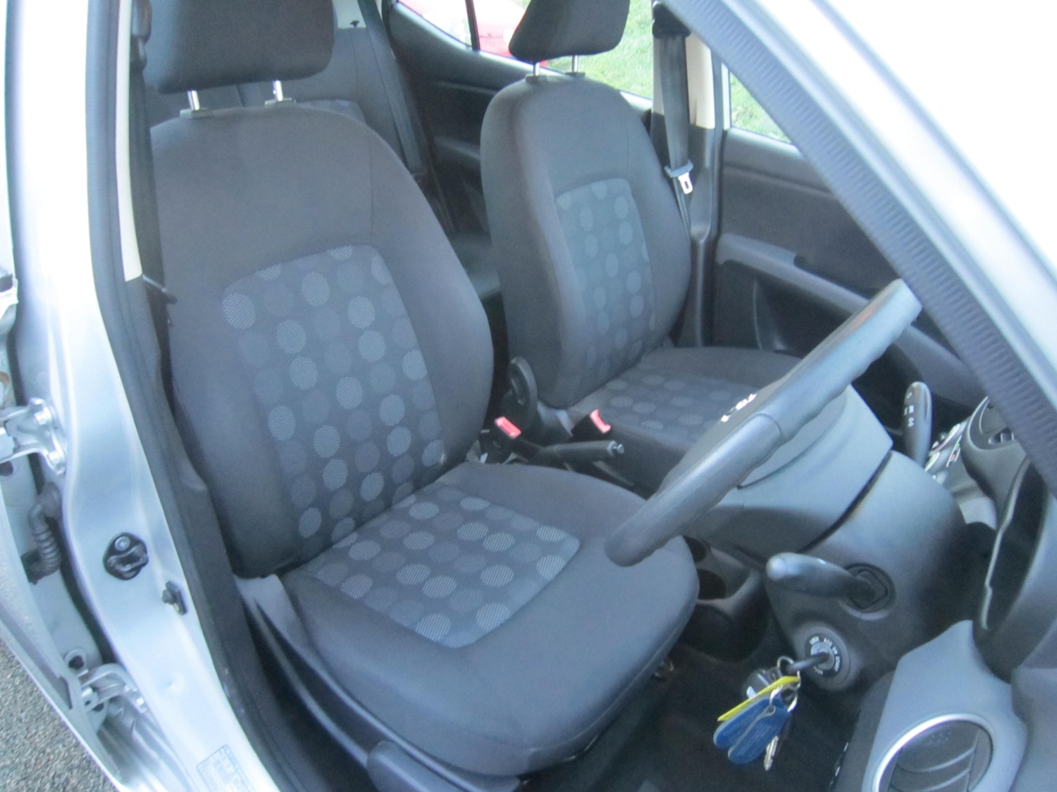 Used Hyundai i10 2009 for sale - 77225374: Photo 15