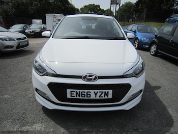 Used Hyundai i20 2016 for sale - 78903791: Photo