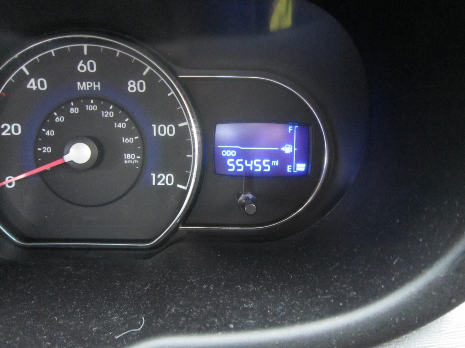 Used Hyundai i10 2012 for sale - 77418464: Photo 11