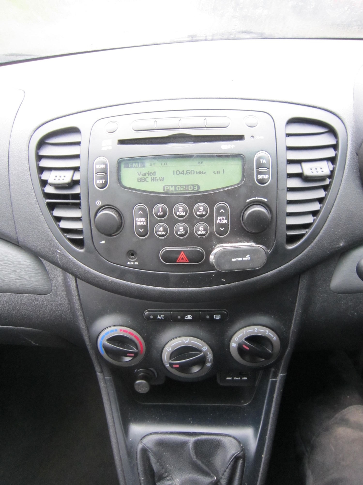 Used Hyundai i10 2012 for sale - 77418464: Photo 12