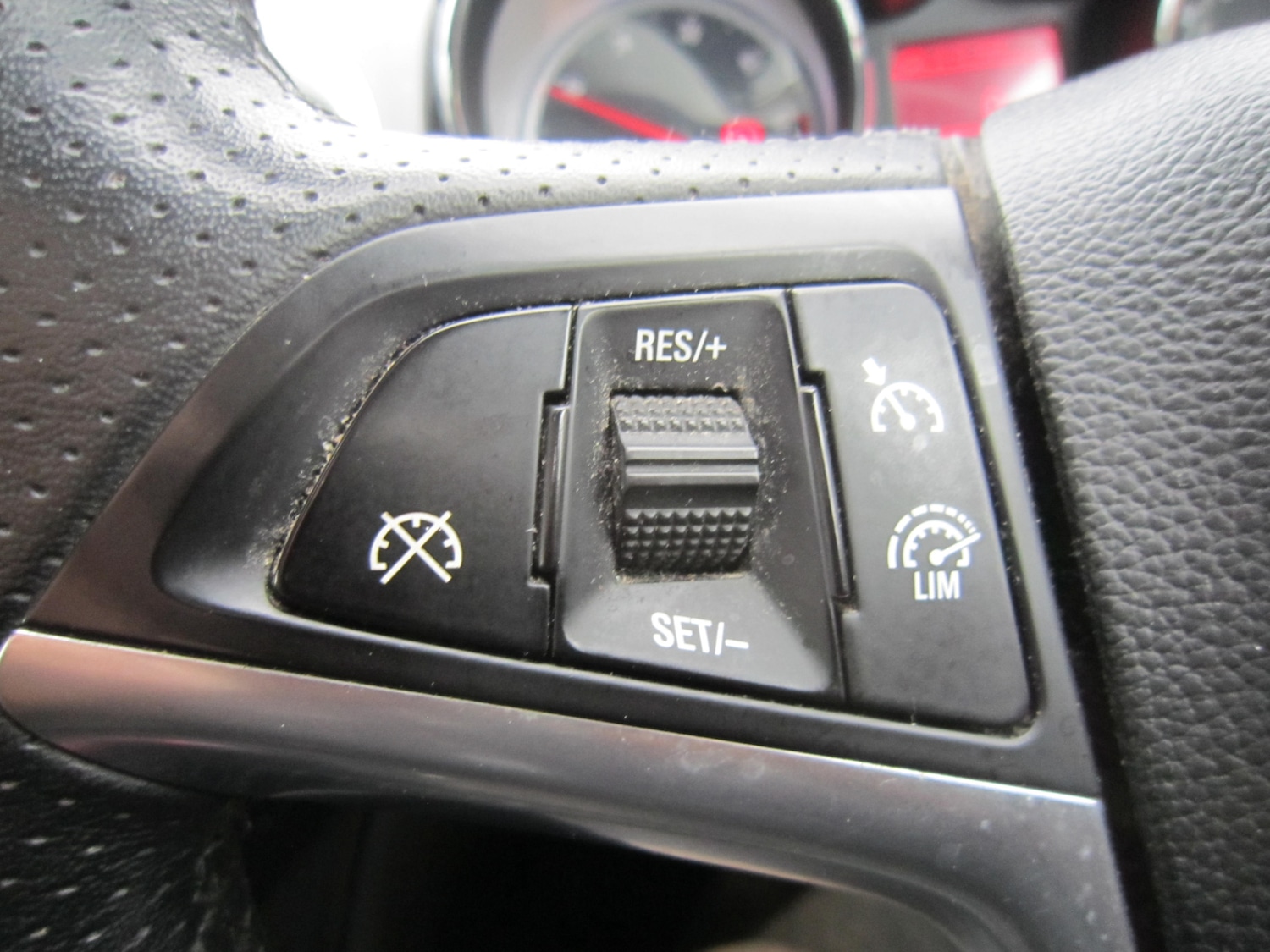 Used Vauxhall Astra 2013 for sale - 78093761: Photo 13