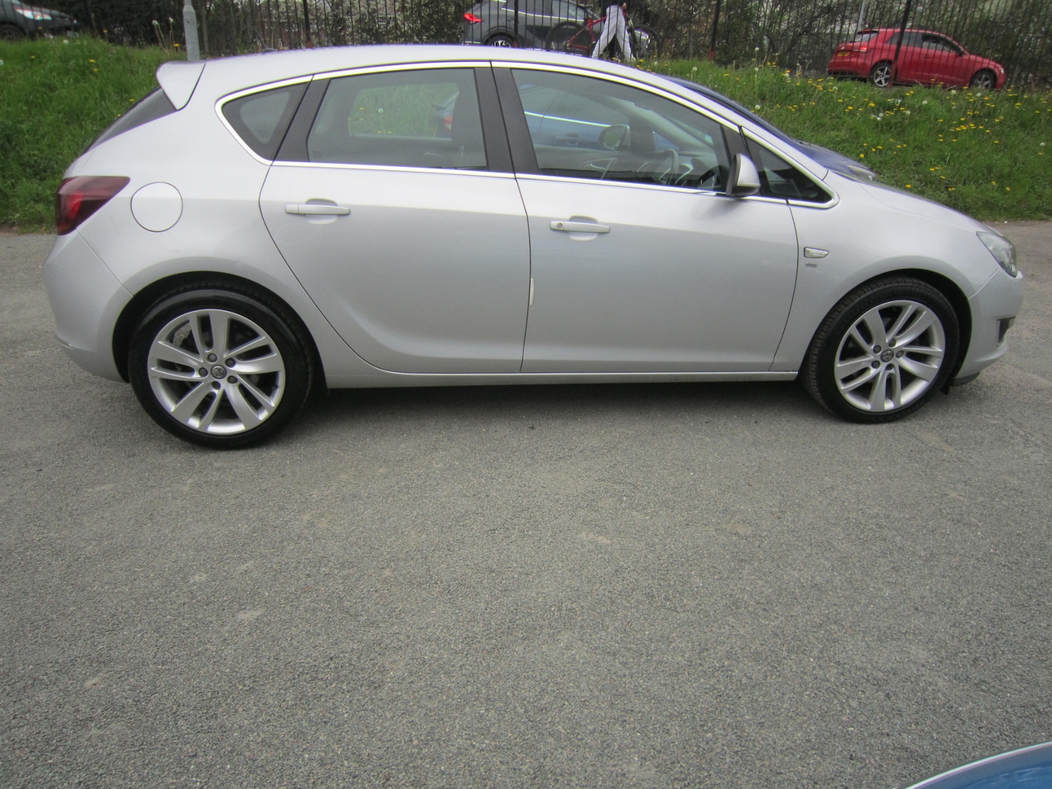 Used Vauxhall Astra 2013 for sale - 78093761: Photo 9