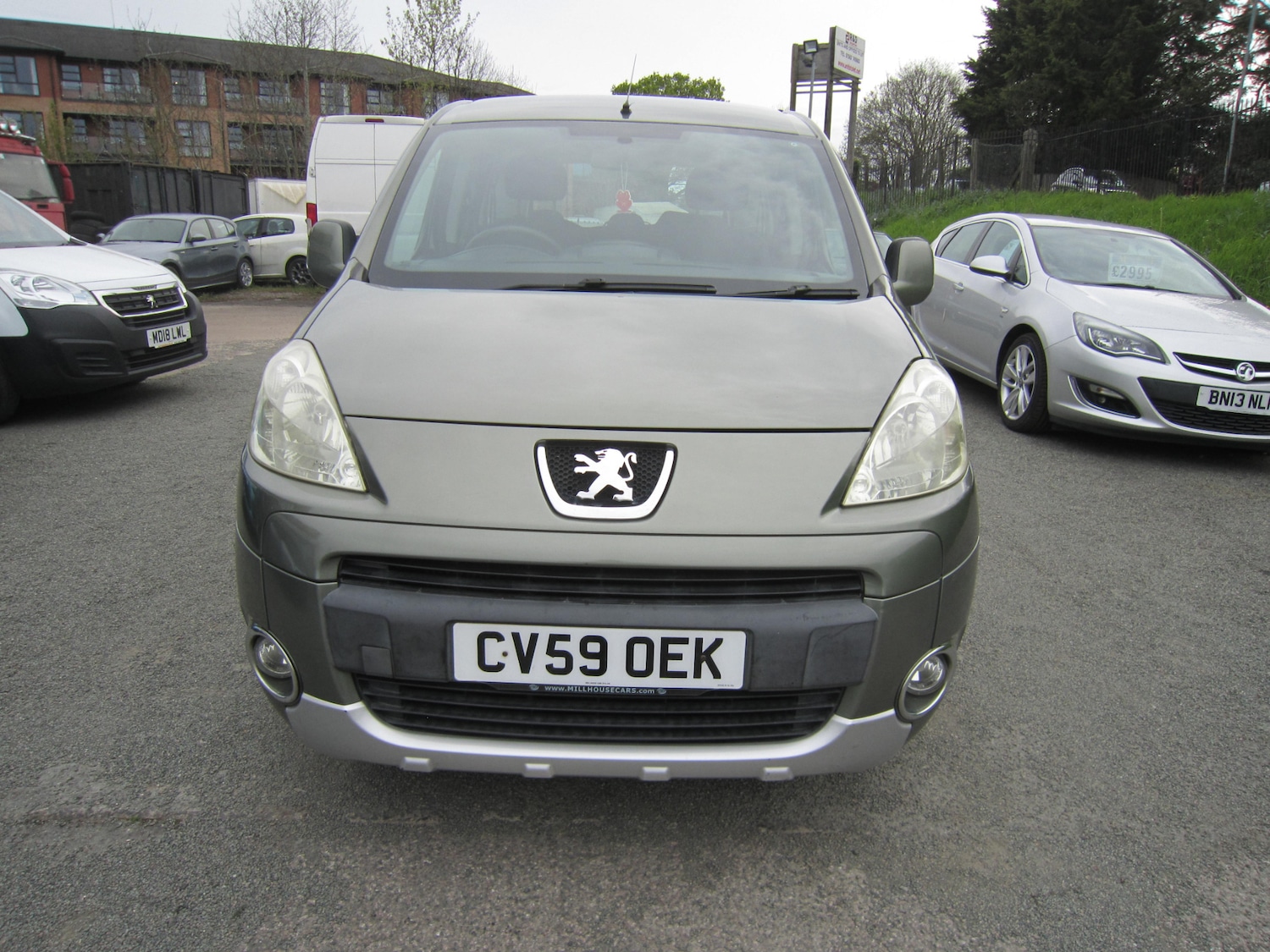 Used Peugeot Partner Tepee 2009 for sale - 78199449: Photo 2