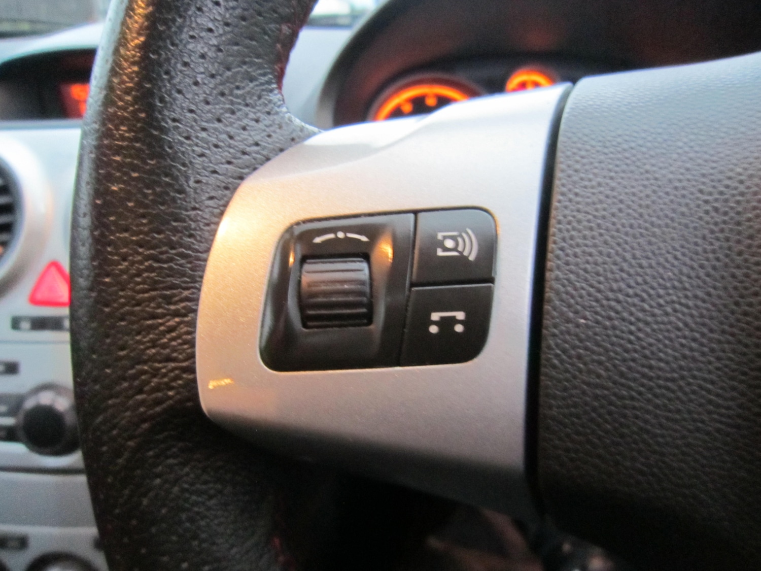 Used Vauxhall Corsa 2009 for sale - 76589943: Photo 13