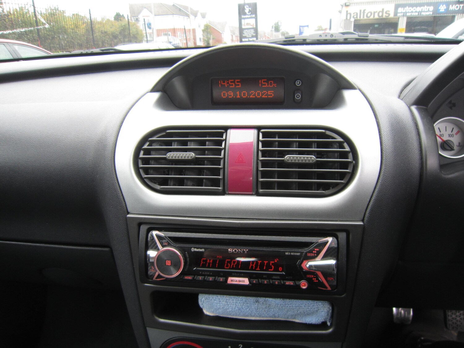Used Vauxhall Corsa 2006 for sale - 76220532: Photo 12