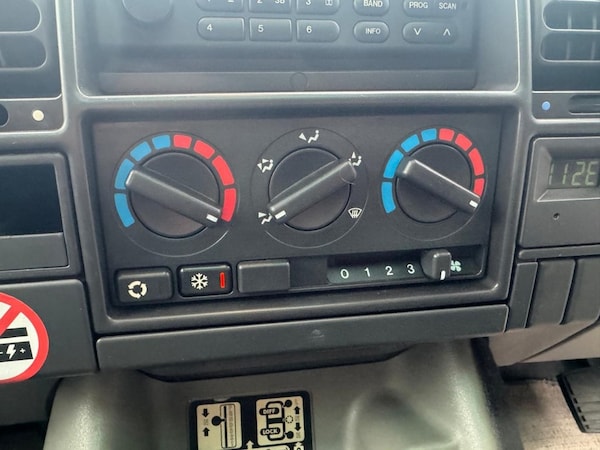 Used Land Rover Discovery 2019 for sale - 76250122: Photo 22