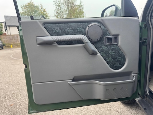Used Land Rover Discovery 2019 for sale - 76250122: Photo 28