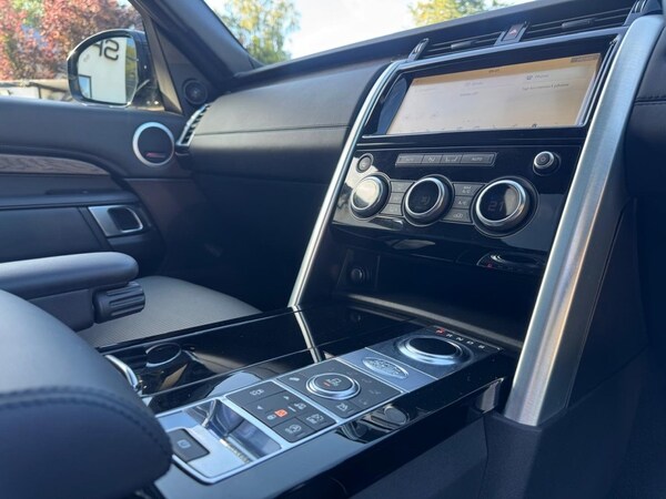 Used Land Rover Discovery 2018 for sale - 75727107: Photo 26