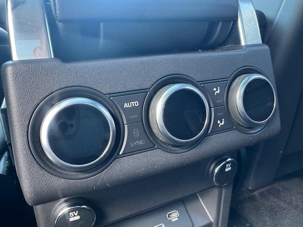 Used Land Rover Discovery 2018 for sale - 75727107: Photo 27