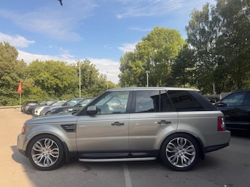 Used Land Rover Range Rover Sport 2010 for sale - 79090352: Photo