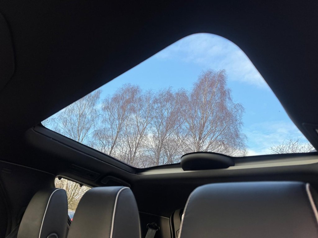 Used Land Rover Discovery 2019 for sale - 77890893: Photo 15