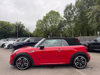 Used MINI Convertible 2018 for sale - 78607489: Photo