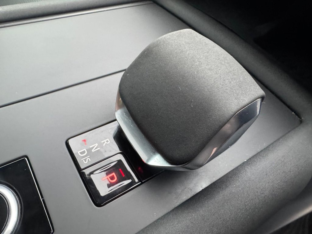 Used Land Rover Discovery 2023 for sale - 76535749: Photo 25