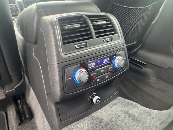 Used Audi A6 Avant 2015 for sale - 76250116: Photo 22