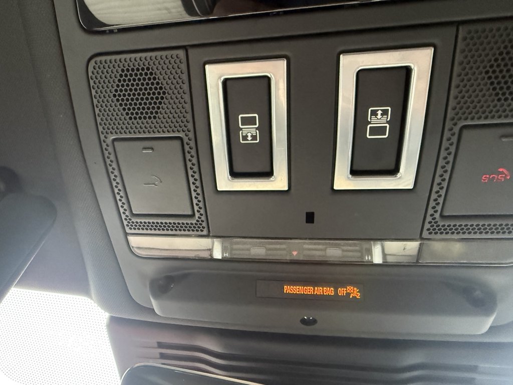 Used Land Rover Discovery 2021 for sale - 76725058: Photo 30