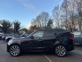 Used Land Rover Discovery 2023 for sale - 77188302: Photo